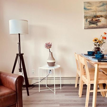 דירות קאנמור Unit #302 Mountain View 2 Beds In Dt מראה חיצוני תמונה